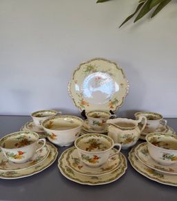 Tea Set Old Staffordshire Johnson Bros