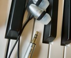 Denon C700 ex-flagship wired earphone