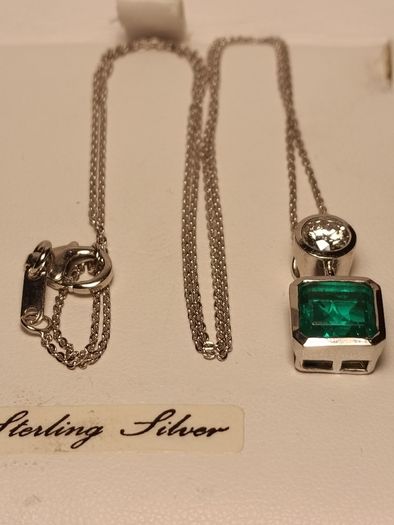 Emeraldine Quartz and Real Moissanite Pendant and Chain
