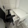 desk and chair Image 4