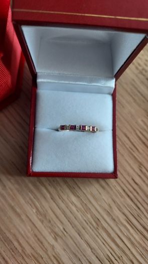 9 carat gold Ruby eternity ring with 7 stones Diamond