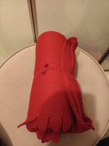 Cosy red throw