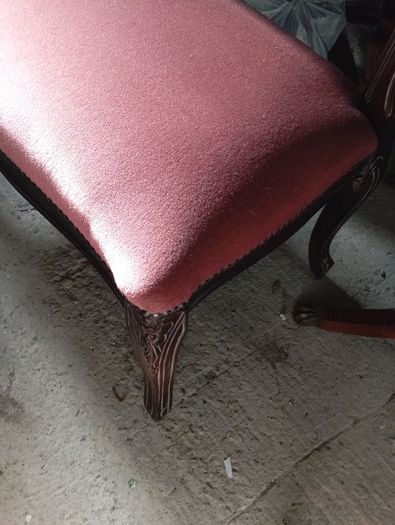Vintage hall sofa xx very neat size xx
