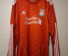 Liverpool Jersey. Official Adidas Liverpool FC Mens Home Jersey.Suarez Name and Number Set.  Authentic Original From From 2012. Not A Modern Day Remake.