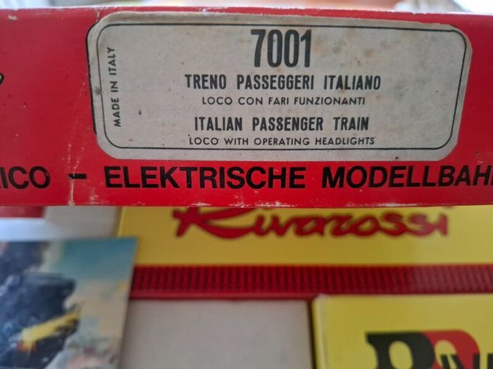Rivarossi 7001 Italian Passenger Train  O Gauge