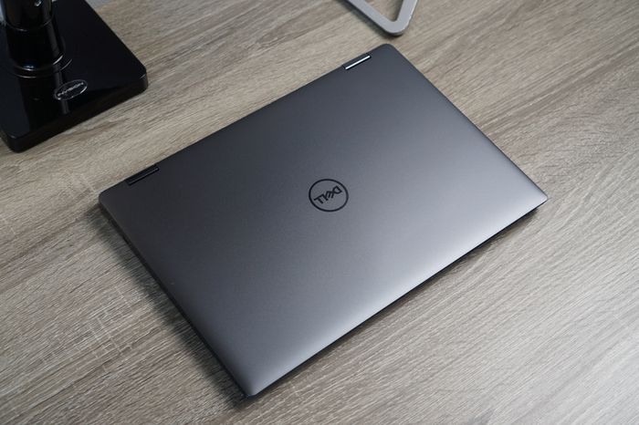 Premium Dell Latitude 9330 2in1 | 13.3" QHD+ Touch | i7-1260U | 16GB DDR5 | 512GB