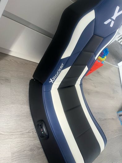 Gaming chair
