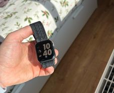Nike Apple Watch Series 6