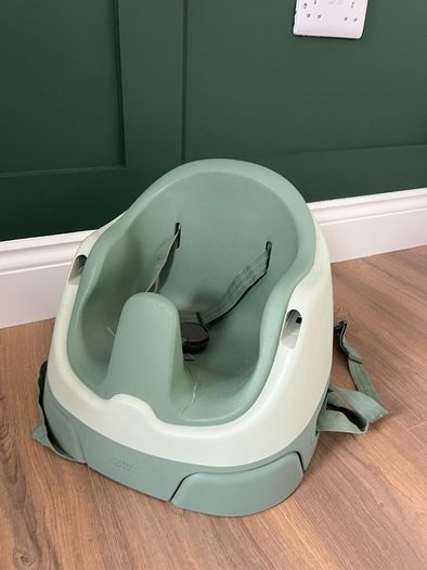 Mamas and Papas baby bug seat / high chair