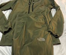 Boys Northface tracksuit size XXL reduced
