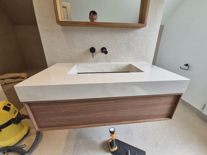 bathroom wash hand basin