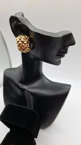 9ct yellow gold earrings