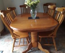 Excellent Value Table and 6 chairs quick sale