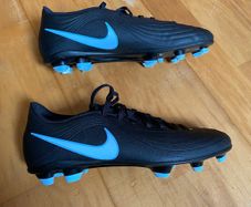 Nike Tiempo Maestro Football Boots Black Blue UK 6 Worn Once