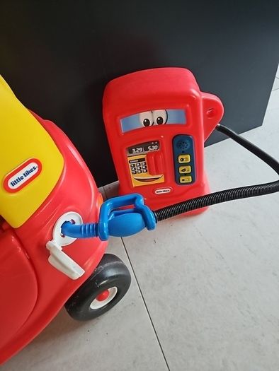 Little tikes petrol pump