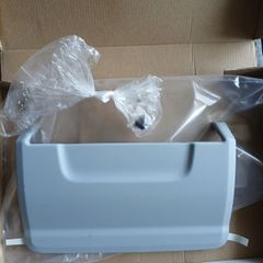 GENUINE Toyota Landcruiser 150, 2009- PZ495-J0550-AB, Primed for Painting