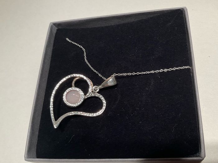 sterling silver 925  love heart pendant with pink stone