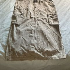 Rita Ora cargo skirt