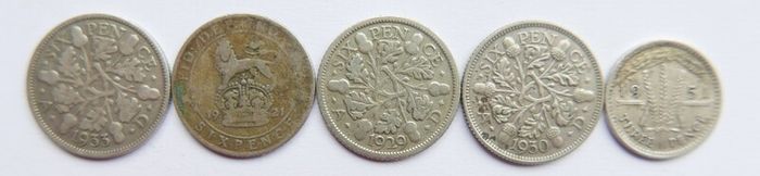 Vintage Silver Coins Six Pence 1921-1929-1930-1933 and 3 Pence 1951 12,3g