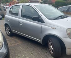 2003 Toyota Yaris