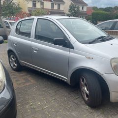 2003 Toyota Yaris
