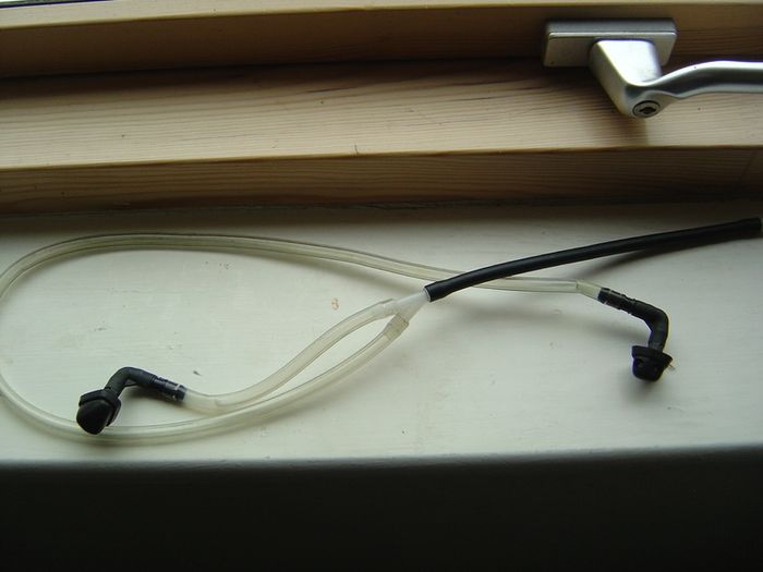 SUZUKI SWIFT-liquid injectors  
