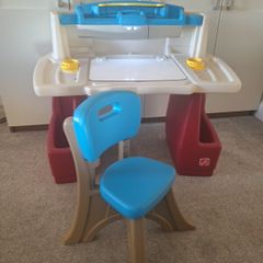 Art Activity Desk and chair
