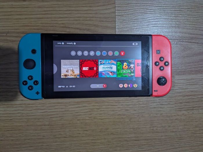 Nintendo Swith Bundle including 10 games and sport
