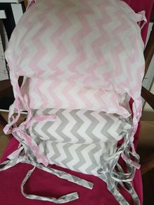 4 Cushions with steings
