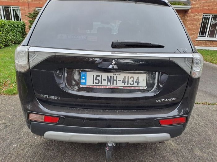 Mitsubishi Outlander 2015