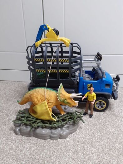 dino