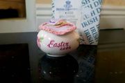 New boxed lovely Irish Dresden 2006 Annual Easter Egg