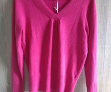 Acrylic premium quality sweater size m