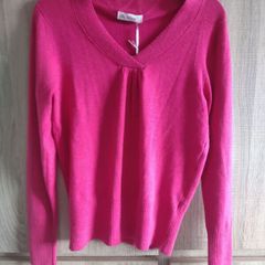 Acrylic premium quality sweater size m