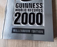 Guinness Book of World Records 2000