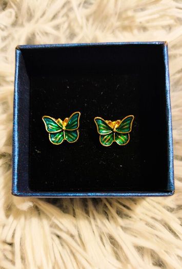 Butterfly Design Stud Earrings Cute Fashion Jewelry