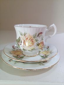 Royal Standard Tea Trio