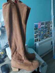 Boots leather