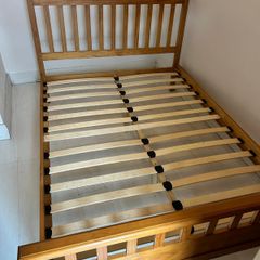 Beautiful Solid 4Ft 6 Double Wooden Bed Frame - Can Deliver
