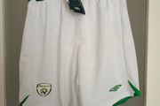 Vintage 2010/11 Republic of Ireland Umbro shorts
