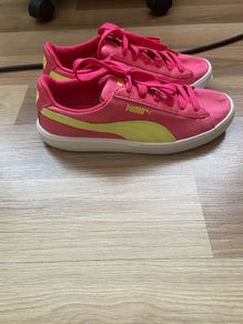 Puma runners, size UK 5 (38)