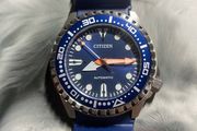Citizen Promaster Professional Diver Automatic Watch With Navy Rubber Strap Brand New