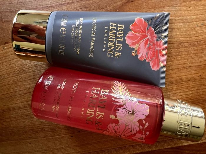 Baylis & Harding - Tropical Paradise new
