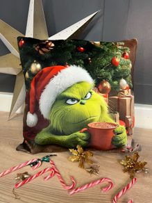 100 Christmas cover cushions Stuff for sale