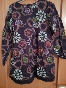 Girl's tunic top, age 9-10