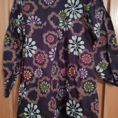 Girl's tunic top, age 9-10