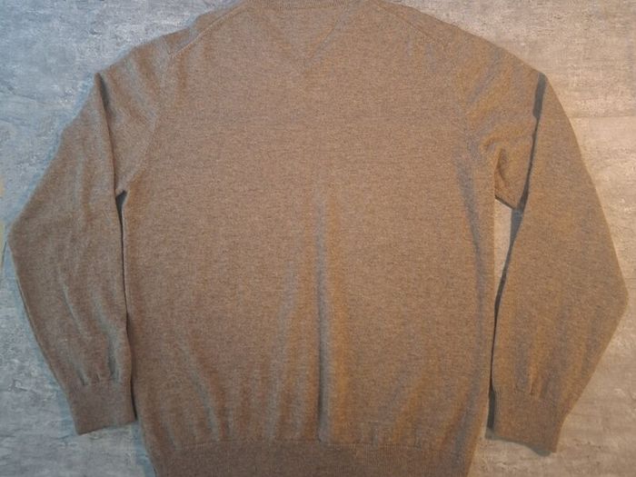 Magee 1866 Lunnaigh V-Neck Sweater - 100% Lambswool - Brown - Size XL