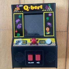 Q Bert - Atari Game Handheld 2016 - Rare
