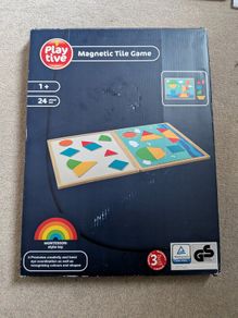 Magnetic tile game