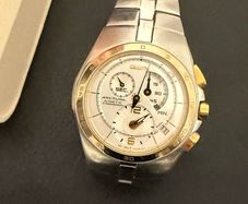 seiko Arctura kinetic watch